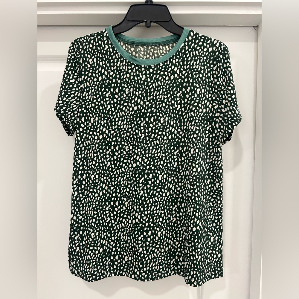 Green and White Patterned Women's Top